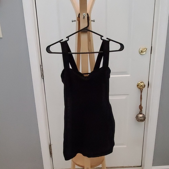 Motel Rocks Tops - Little Black Top
